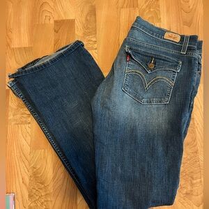 Levi 524 13M Flare Too Superlow Jeans